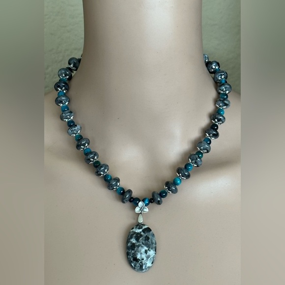 handmade Jewelry - 20-1/2 inch Mixed bead necklace NWOT